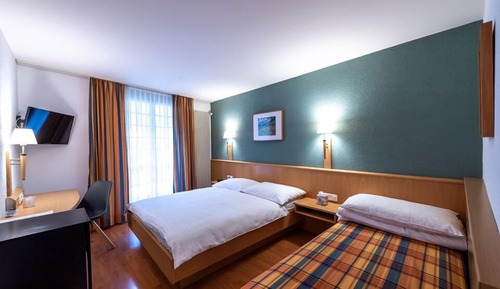 Habitación triple básica