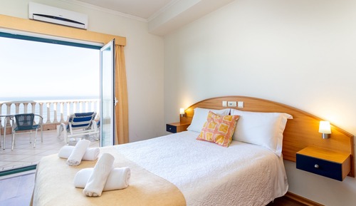 Habitación doble superior, balcón, vistas al mar