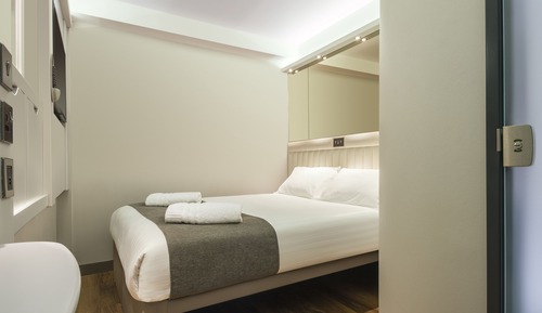 Habitación doble, accesible para personas con discapacidad, sin ventanas