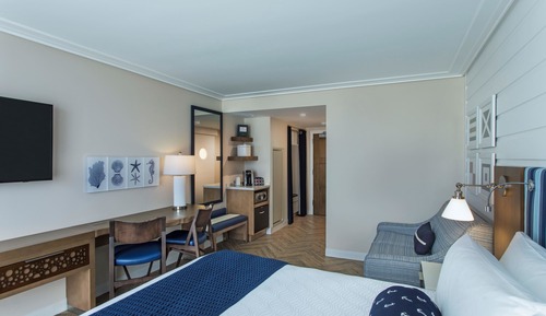 Habitación, 1 cama de matrimonio grande con sofá cama, frente al mar