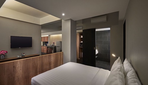 Estudio, 1 cama de matrimonio