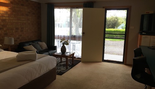 Habitación doble, 1 cama de matrimonio grande, bañera de hidromasaje