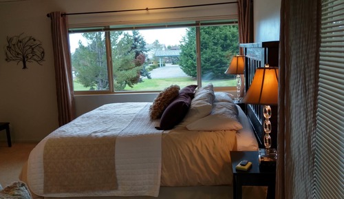 Habitación Deluxe, 1 cama de matrimonio grande, baño privado, vistas a la montaña