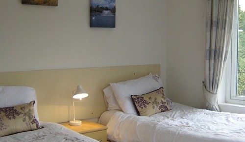 Habitación doble, baño privado (Lilac)