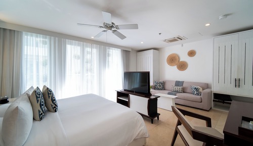 Suite junior, 1 cama de matrimonio grande, vistas al jardín