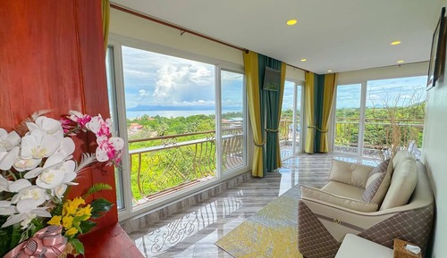 Habitación doble superior, 1 cama de matrimonio, balcón, mirando al mar