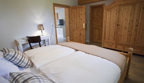 Suite, 1 cama de matrimonio grande con sofá cama