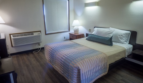 Habitación estándar, 1 cama de matrimonio grande (Single King)