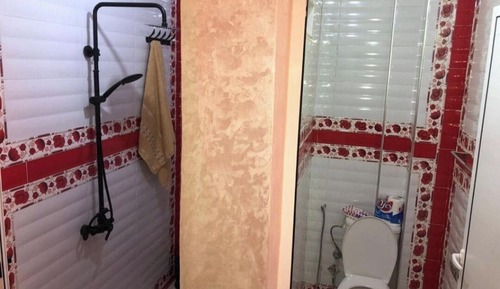 Dormitorio compartido económico, balcón, vistas a la playa