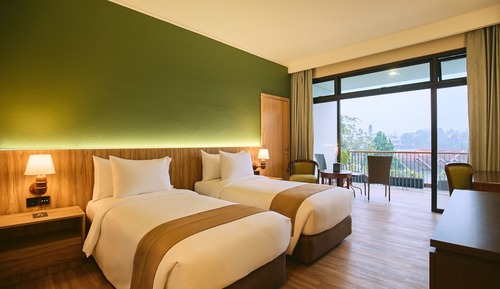 Twin Room, Balcony