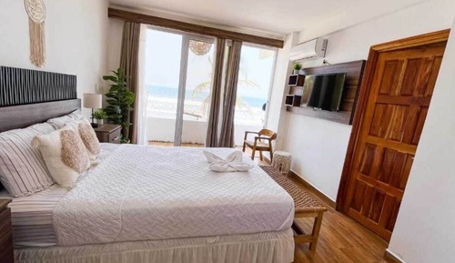 Classic Double Room Single Use, Balcony, Beach View