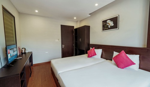 Standard Twin Room