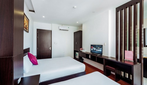 Deluxe Double or Twin Room, City View
