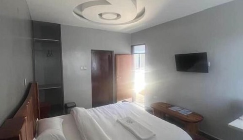 Standard Double Room, Garden View