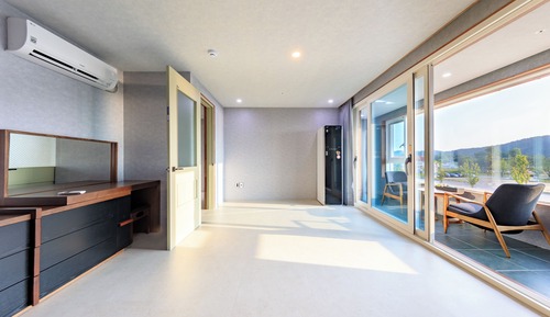 Suite with Balcony