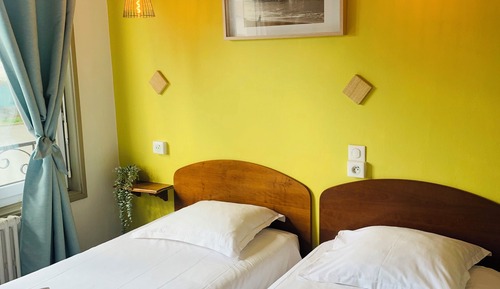 Habitación estándar con 2 camas individuales, vistas a la ciudad