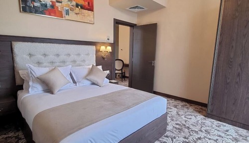 Family Suite, Balcony, City View