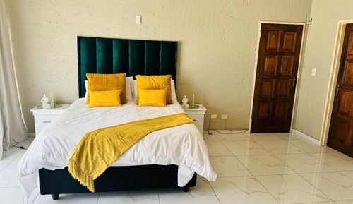 House, 2 Bedrooms, Accessible, Balcony