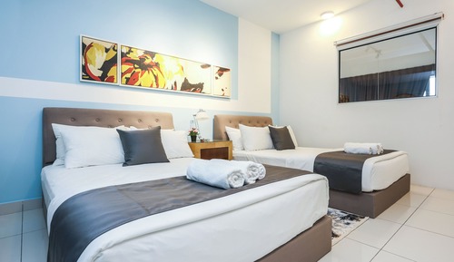 Standard Duplex, 2 Queen Beds