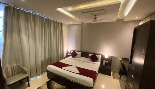 Deluxe Double Room, City View