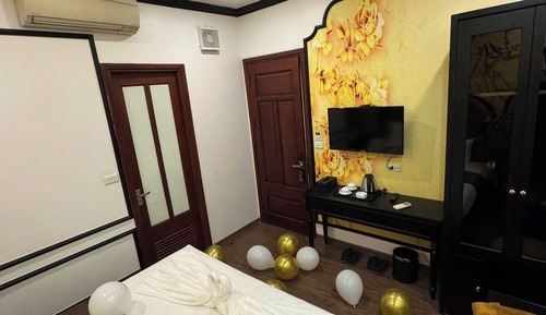 Basic Room, City View
