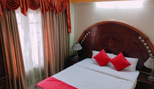 Premium Room, City View