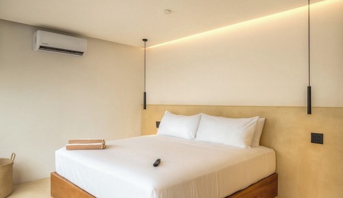 Deluxe Suite, Pool View