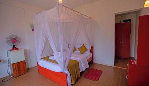 Classic Double Room, Balcony, Mountain View