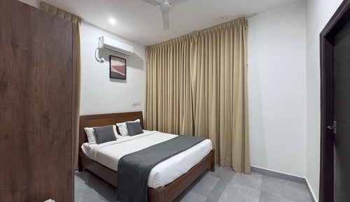 Comfort Villa, Balcony, Hill View