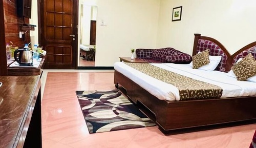 Superior Room, City View