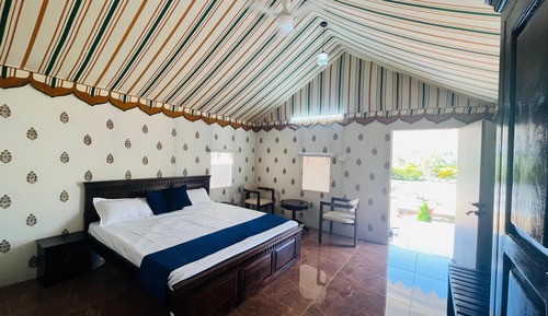 Luxury Tent, Patio, Garden View