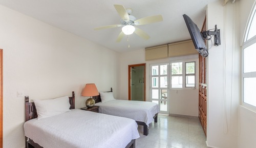 Family House, Ocean View