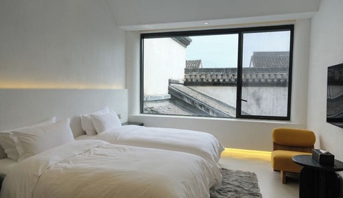 Basic Twin Room