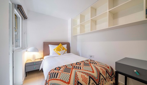 Apartamento superior, 3 habitaciones, balcón, vistas a la ciudad