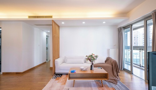 Apartamento superior, 3 habitaciones, balcón, vistas a la ciudad