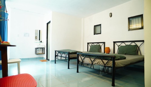 Dormitorio compartido Confort, patio, vistas al jardín