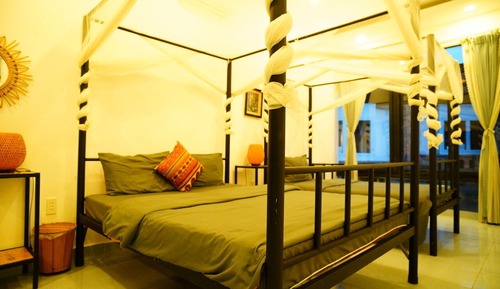 Apartamento de lujo, patio, vistas al jardín