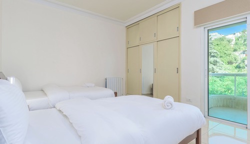 Apartamento, 3 habitaciones, cocina, vistas a la ciudad