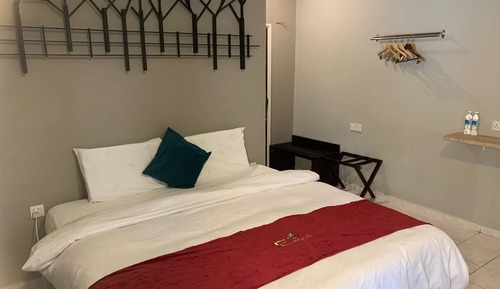 Apartamento Deluxe, 2 habitaciones, vistas a la piscina