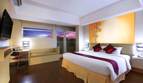 Deluxe Family Room
