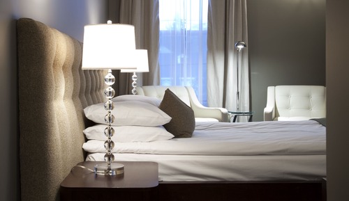 Habitación superior, 1 cama de matrimonio, baño privado