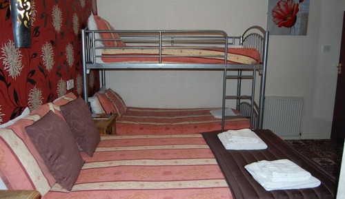 Habitación cuádruple familiar