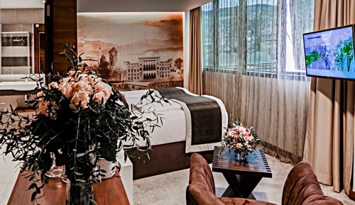 Habitación Deluxe doble, 1 cama doble, balcón, vistas a la ciudad