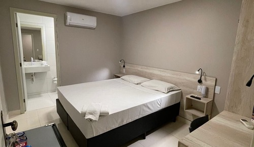 Habitación tradicional con 2 camas individuales