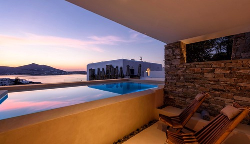 Family Suite with Private Pool & Sea View