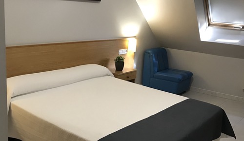 Habitación con 1 cama doble o 2 individuales