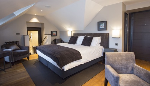 Habitación estándar con 1 cama doble o 2 individuales, 1 cama de matrimonio grande