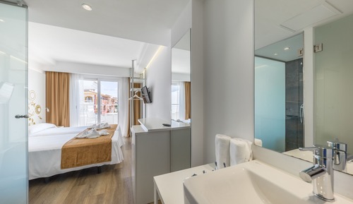 Habitación superior, balcón
