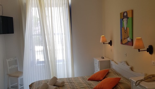 Habitación con 1 cama doble o 2 individuales