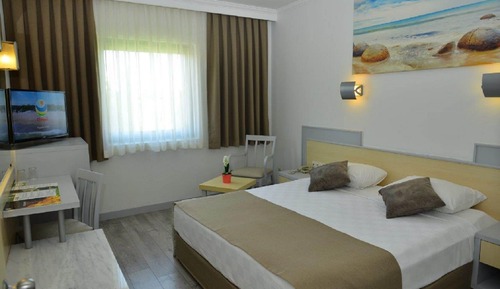 Suite superior, balcón (SLV)
